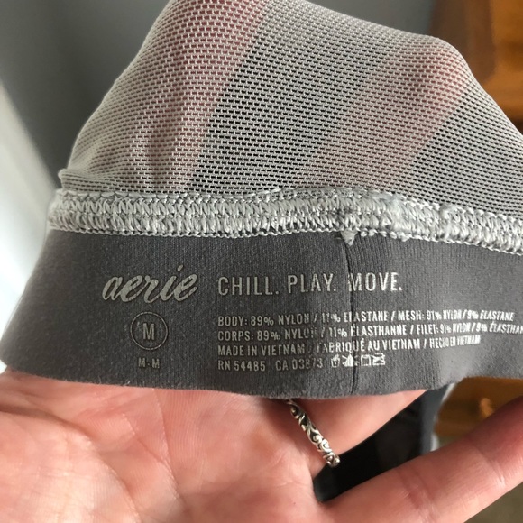 aerie high support sport bra, size M - Picture 3 of 4